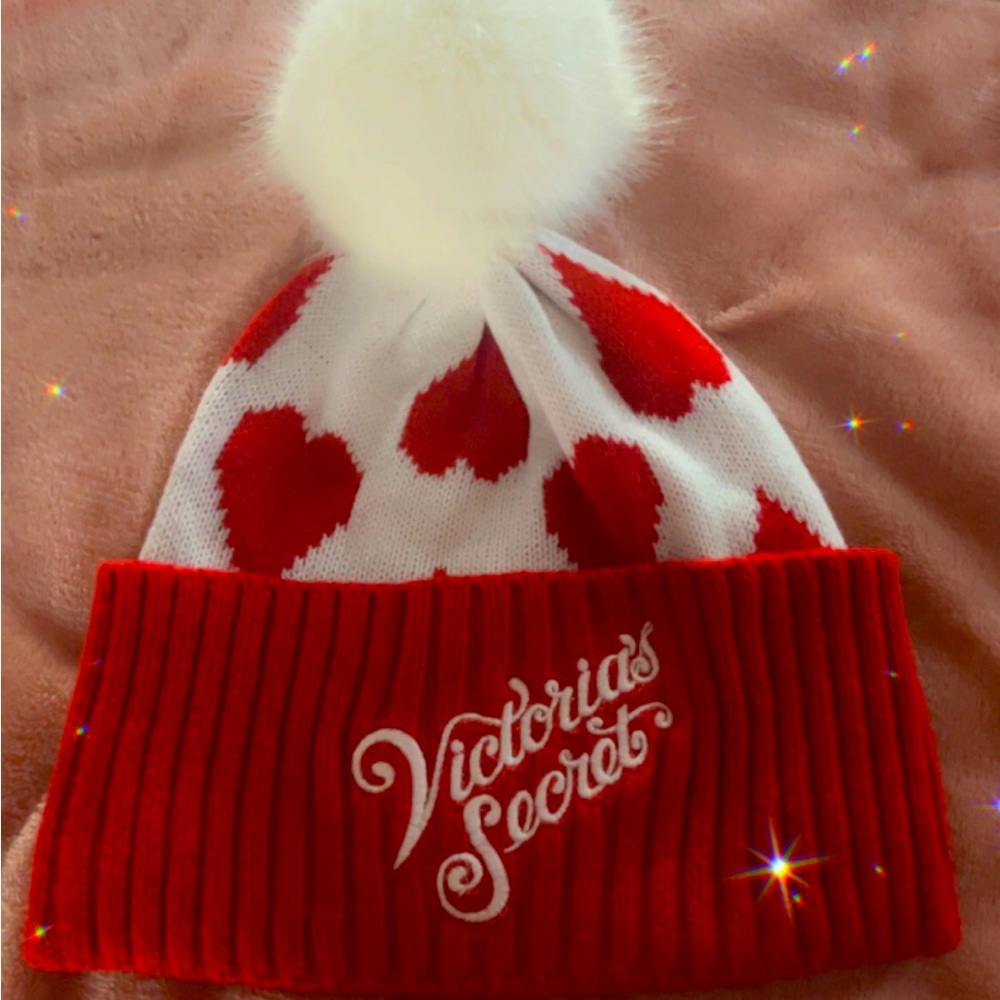 Brand new ladies hats from Victoria’s Secret with hearts ❤️